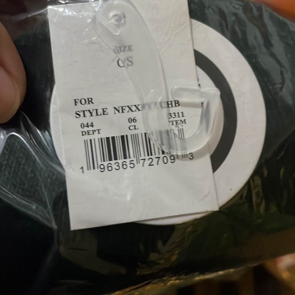NEFF BEANIE - Picture 2 of 4